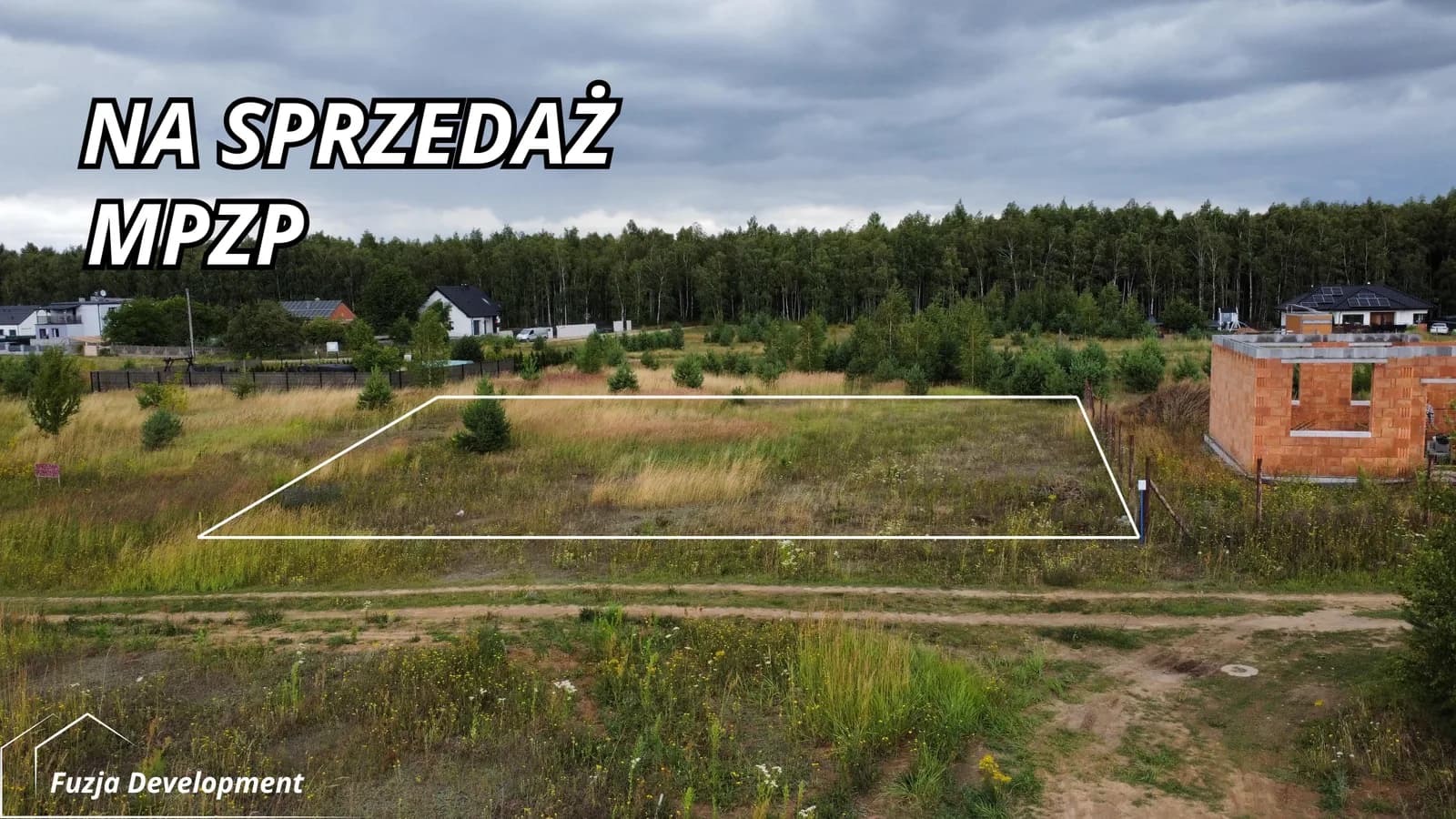 Front Działki